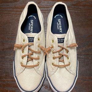 Women’s size 7.5 Sperry Topsider slip ons